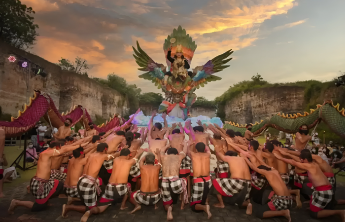 Tari Kecak GWK